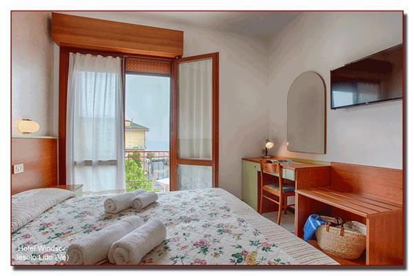 Hotel Windsor Лидо-ди-Езоло Экстерьер фото
